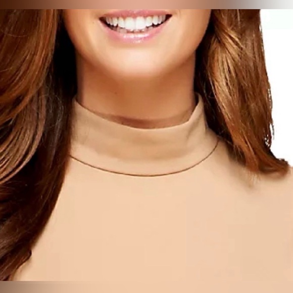 G.I.L.I. Milano Ponte Sleeveless Turtleneck Top (color - black) - Picture 2 of 7